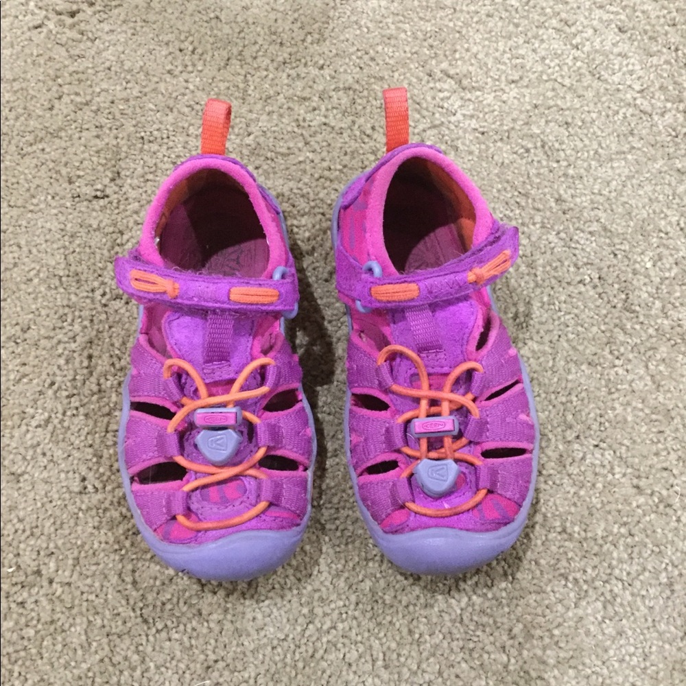 Keen moxie sandal, little kids 8